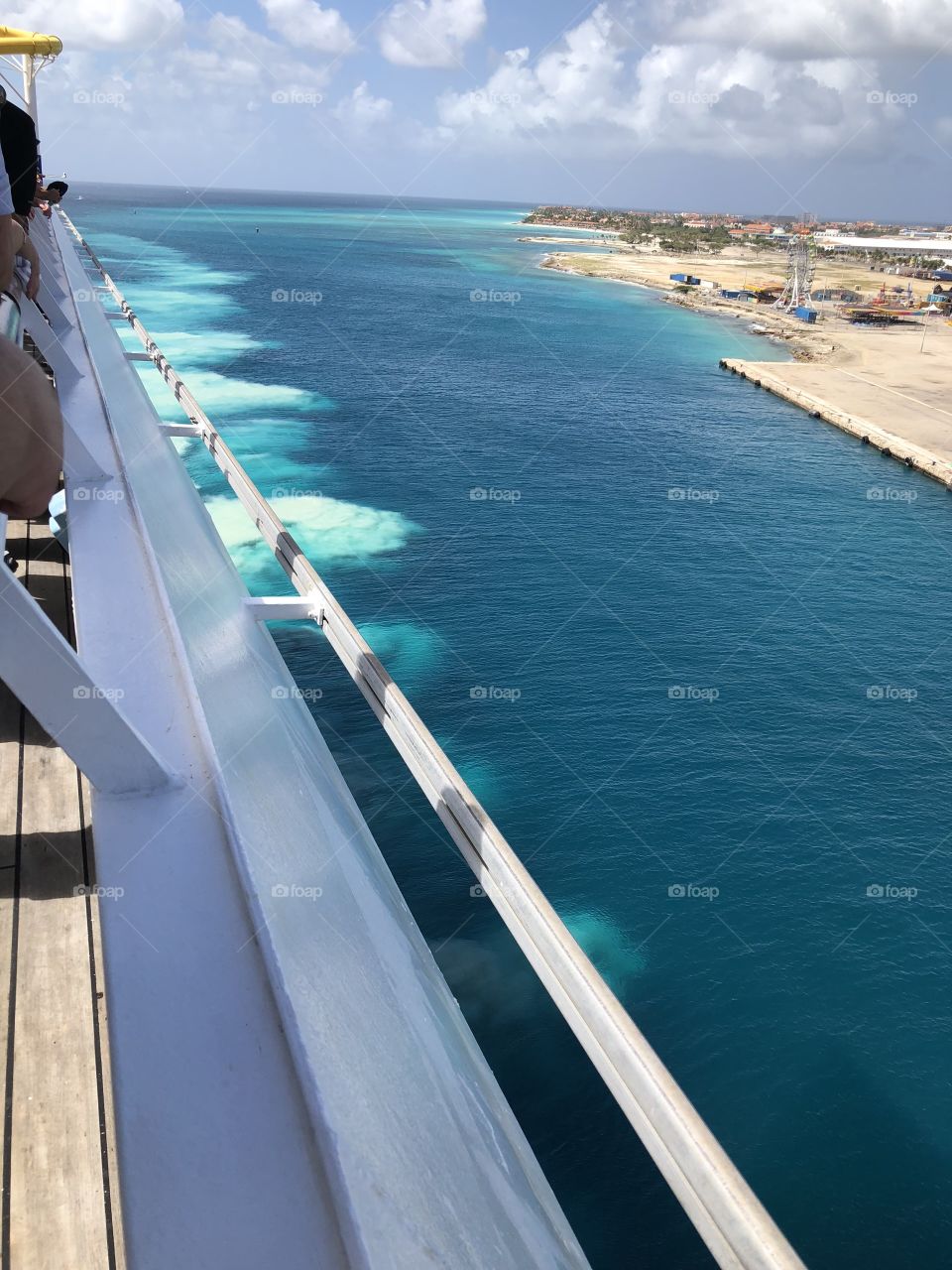 Carnival Sunshine Cruise docking in Aruba