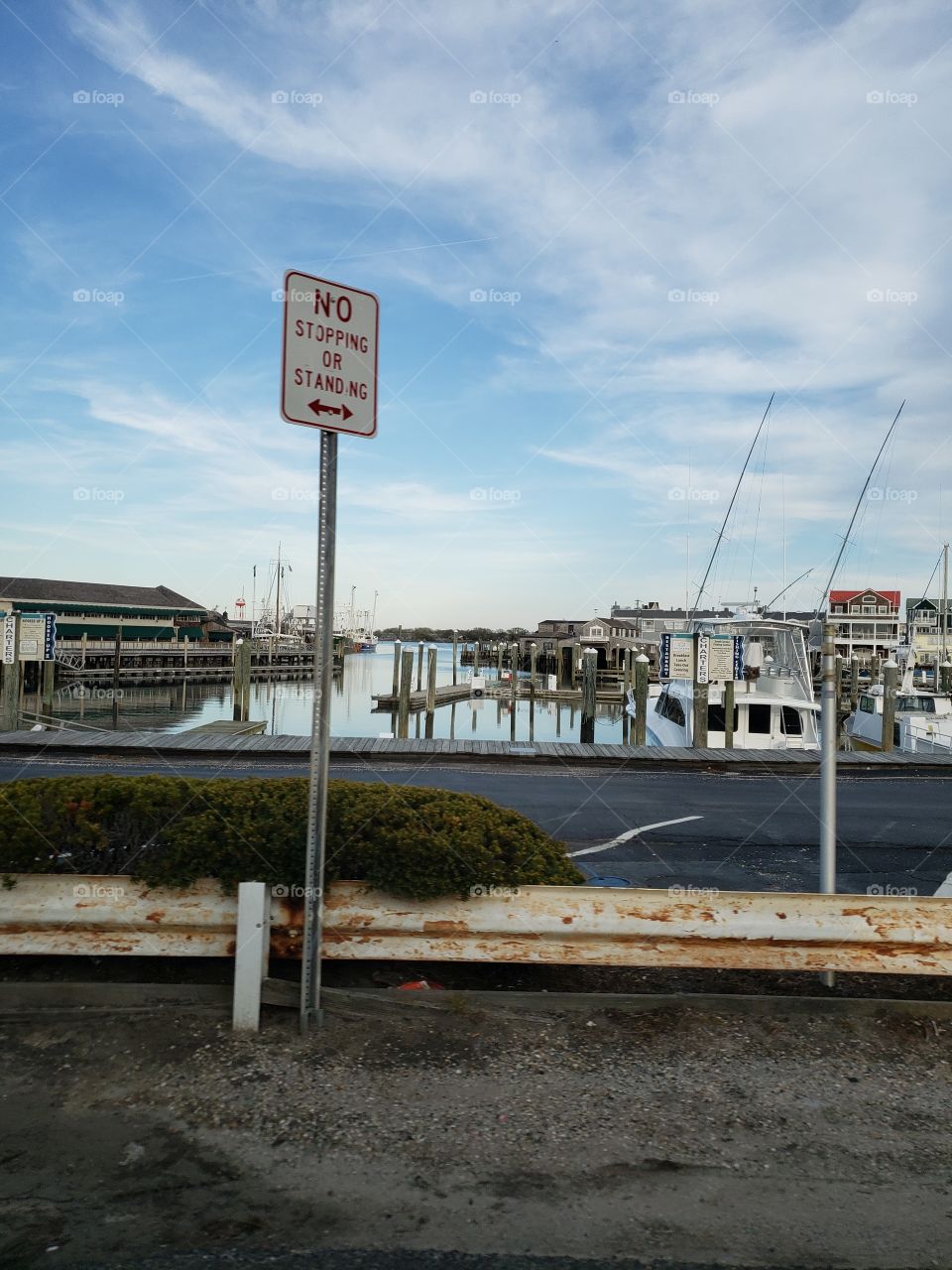 no stopping & standing