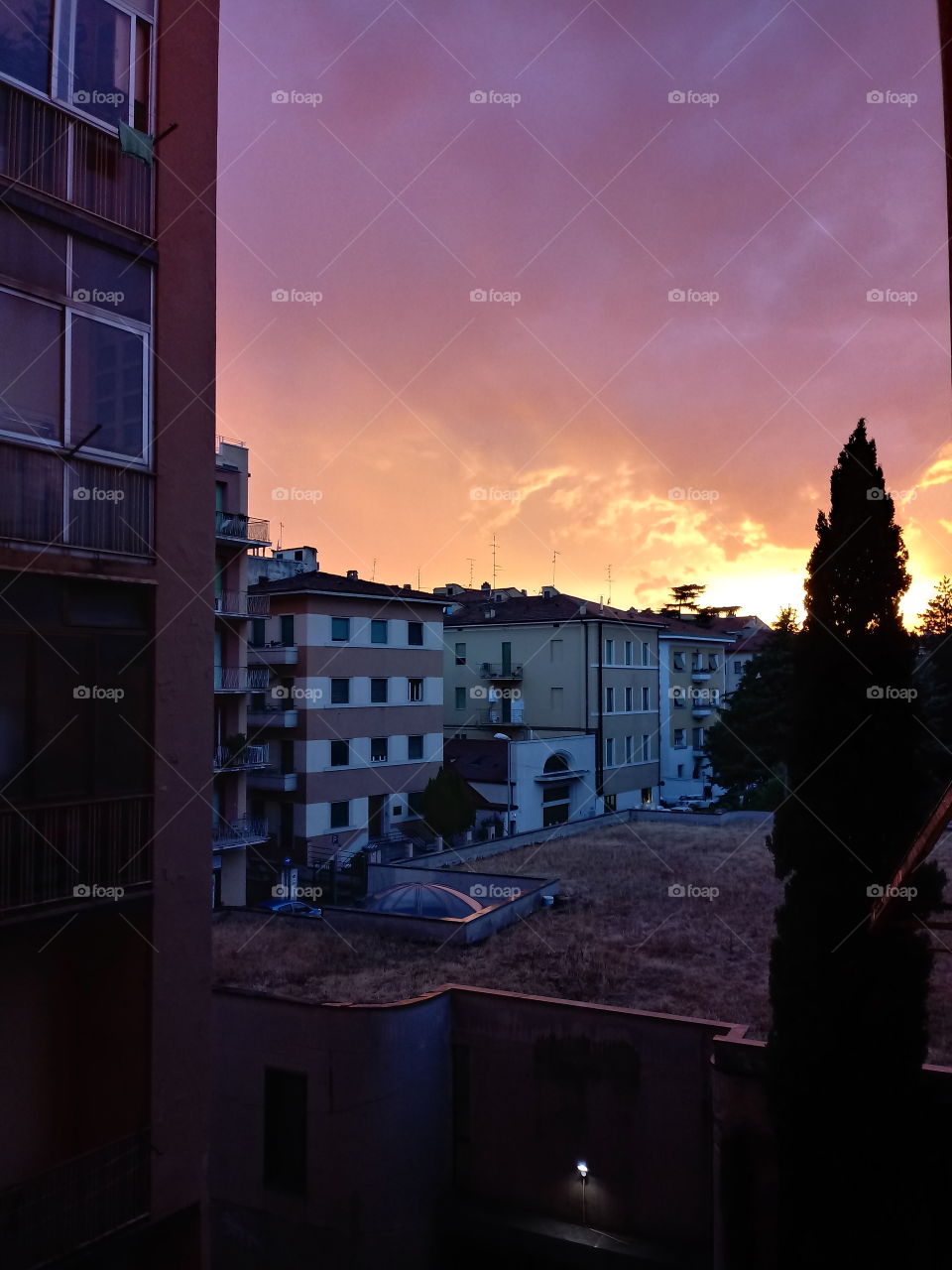tramonto toscano. tuscany sunset evening