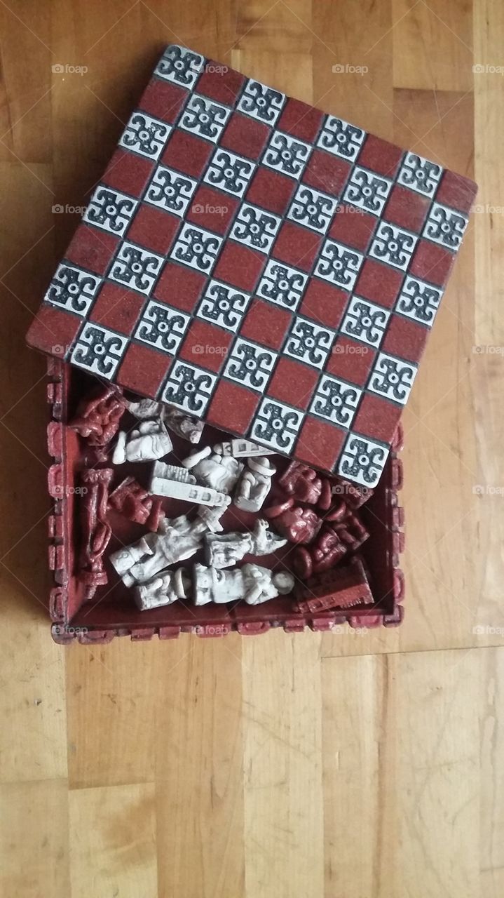 play the game chess stone