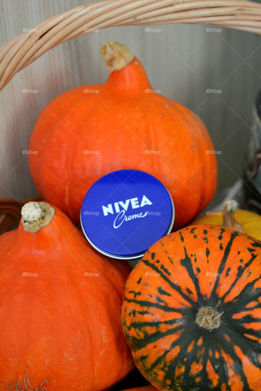 nivea fall