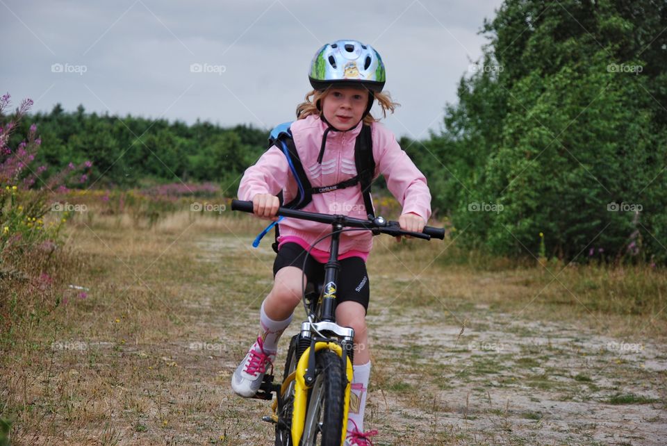 Mountainbike girl