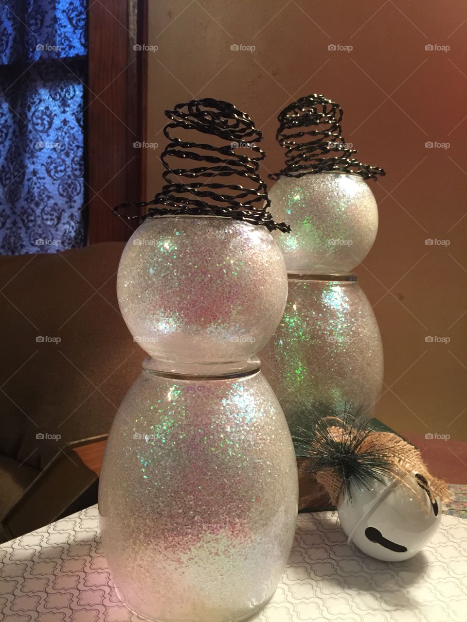 Glass vase snowmen