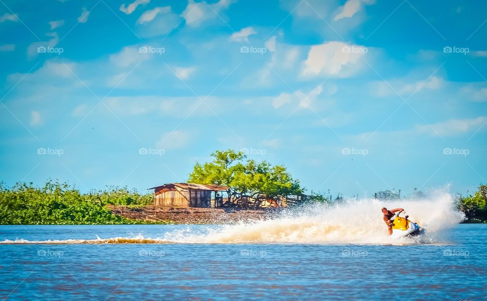 Sport em águas pantaneiras