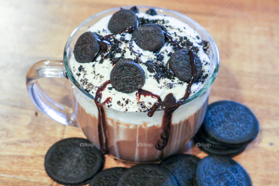 Oreo Cookies Hot Chocolate 
