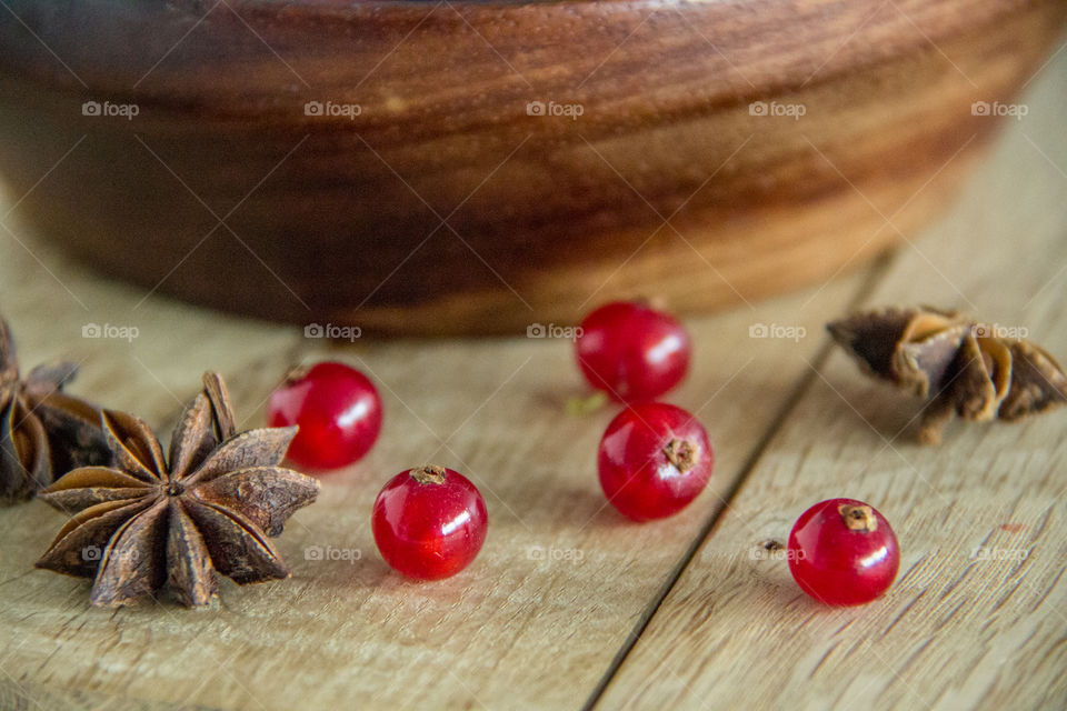 Red currants with star anise