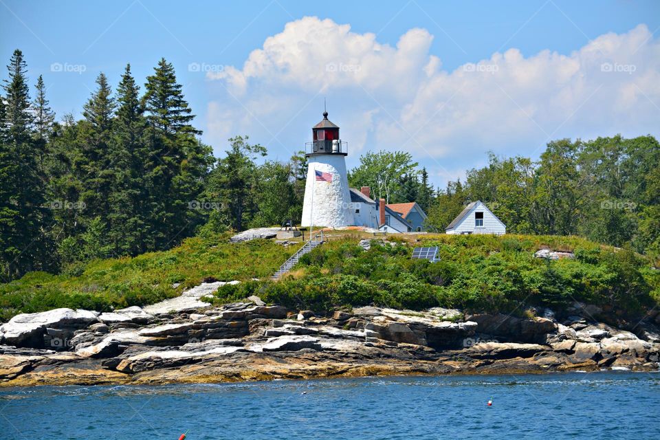 Burnt Island Lighthouse in the second oldest light house in Maine. The lighthouse was build in 1821 with granite and brick lining. Height is 30 feet or 9.1M