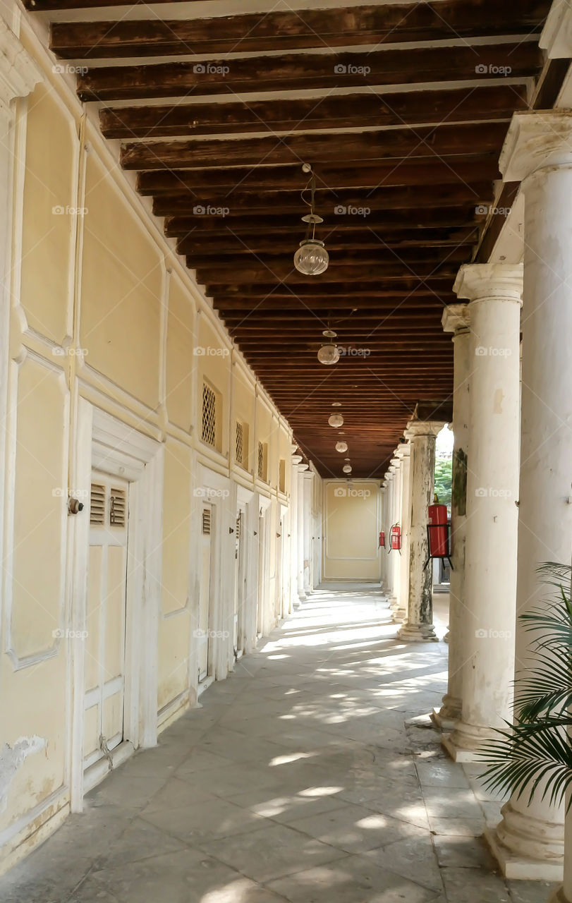 beautyfull chawmohalla palace in porch area
