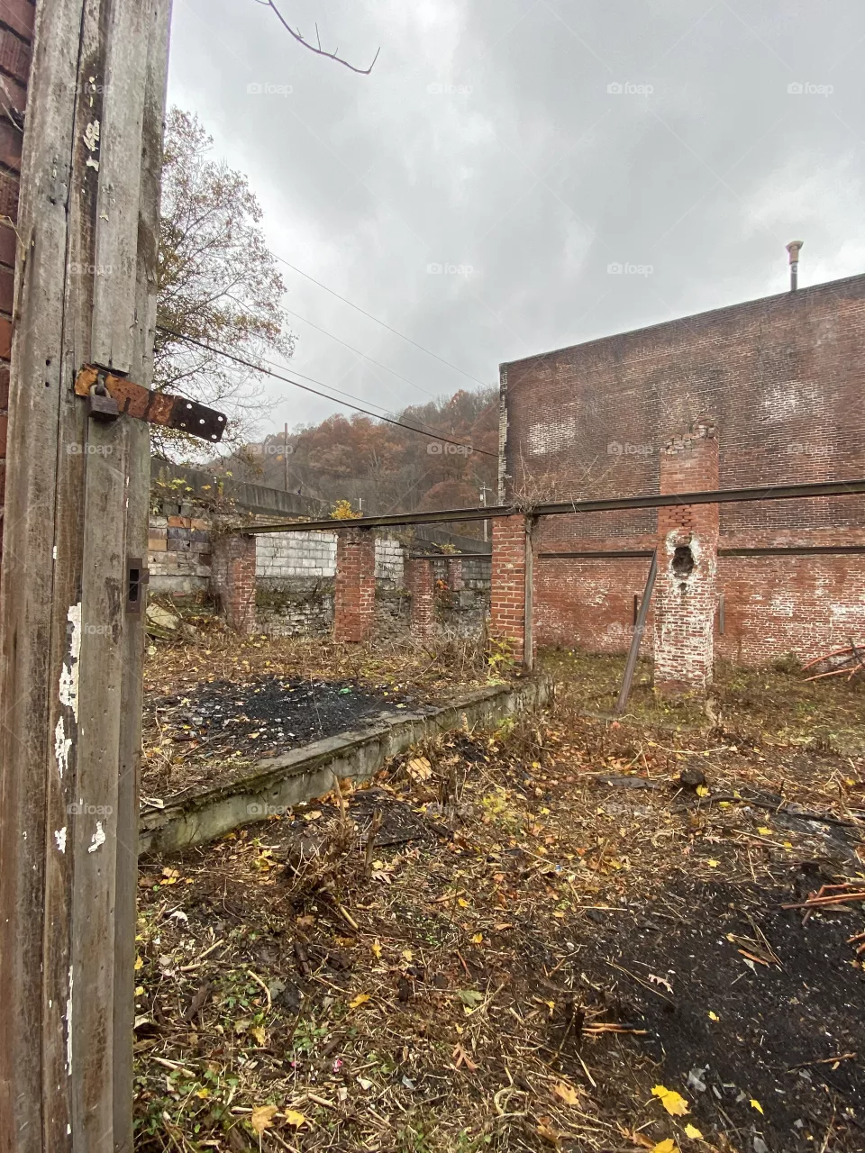 Decay ruins 