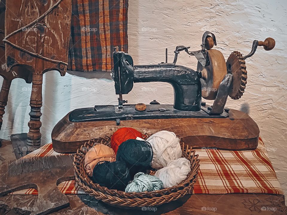 sewing machine