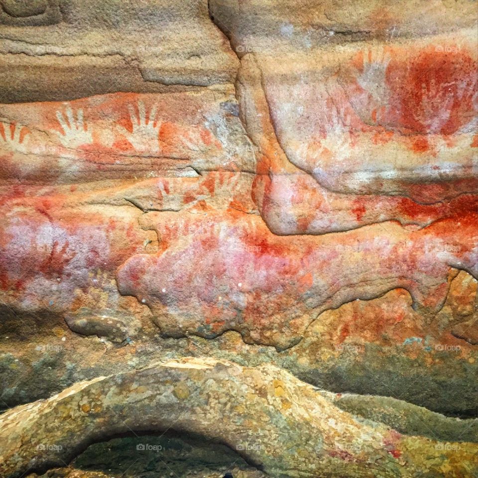 Red hand cave