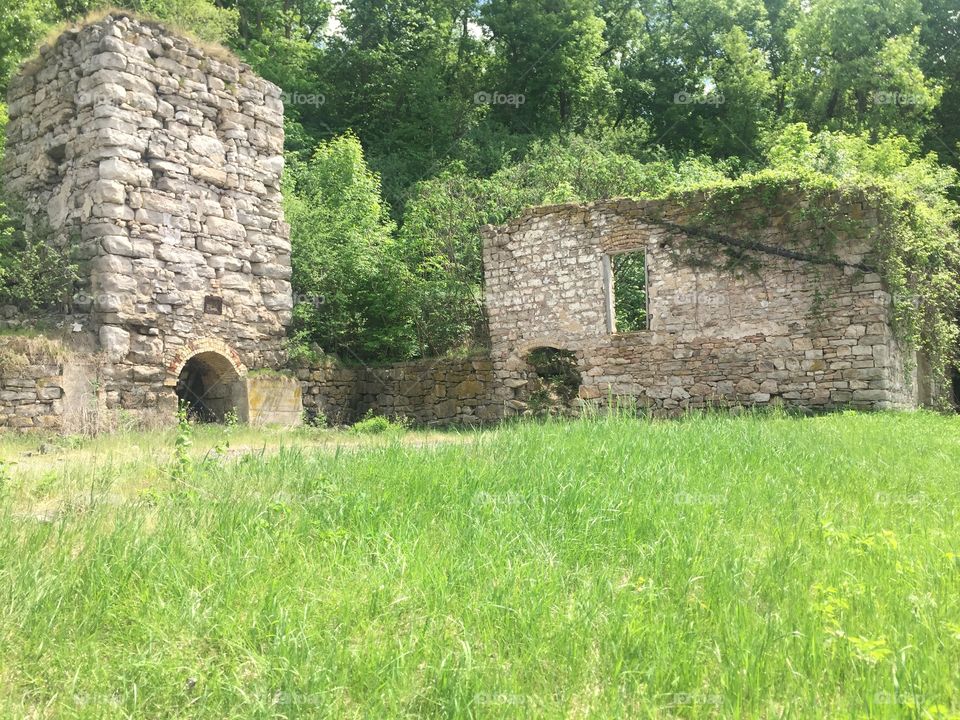 Lime Kiln Ruins at High Cliff Park