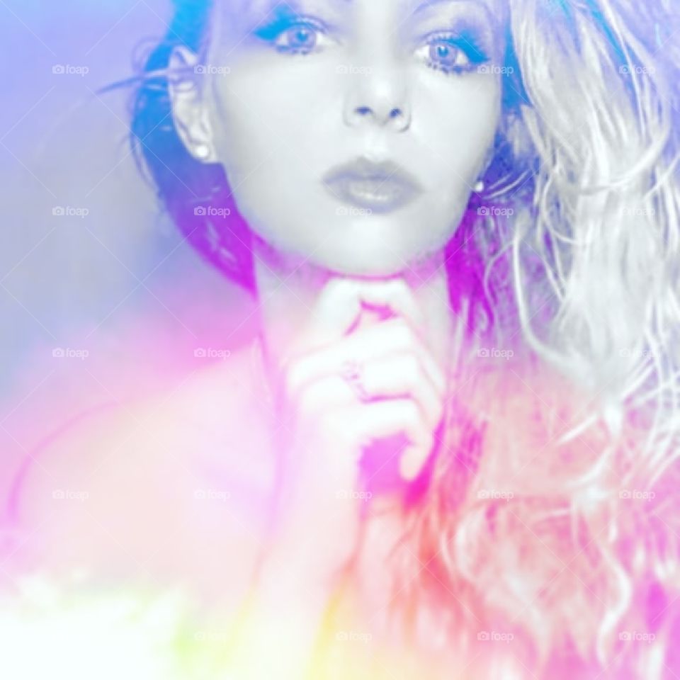 playing modelo in the matrix