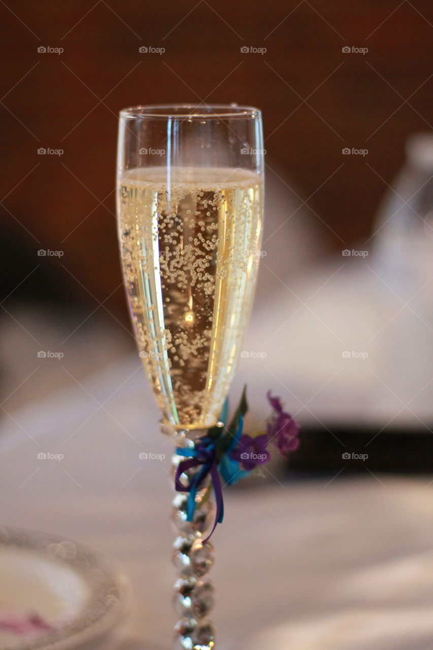Bubbles in champagne 