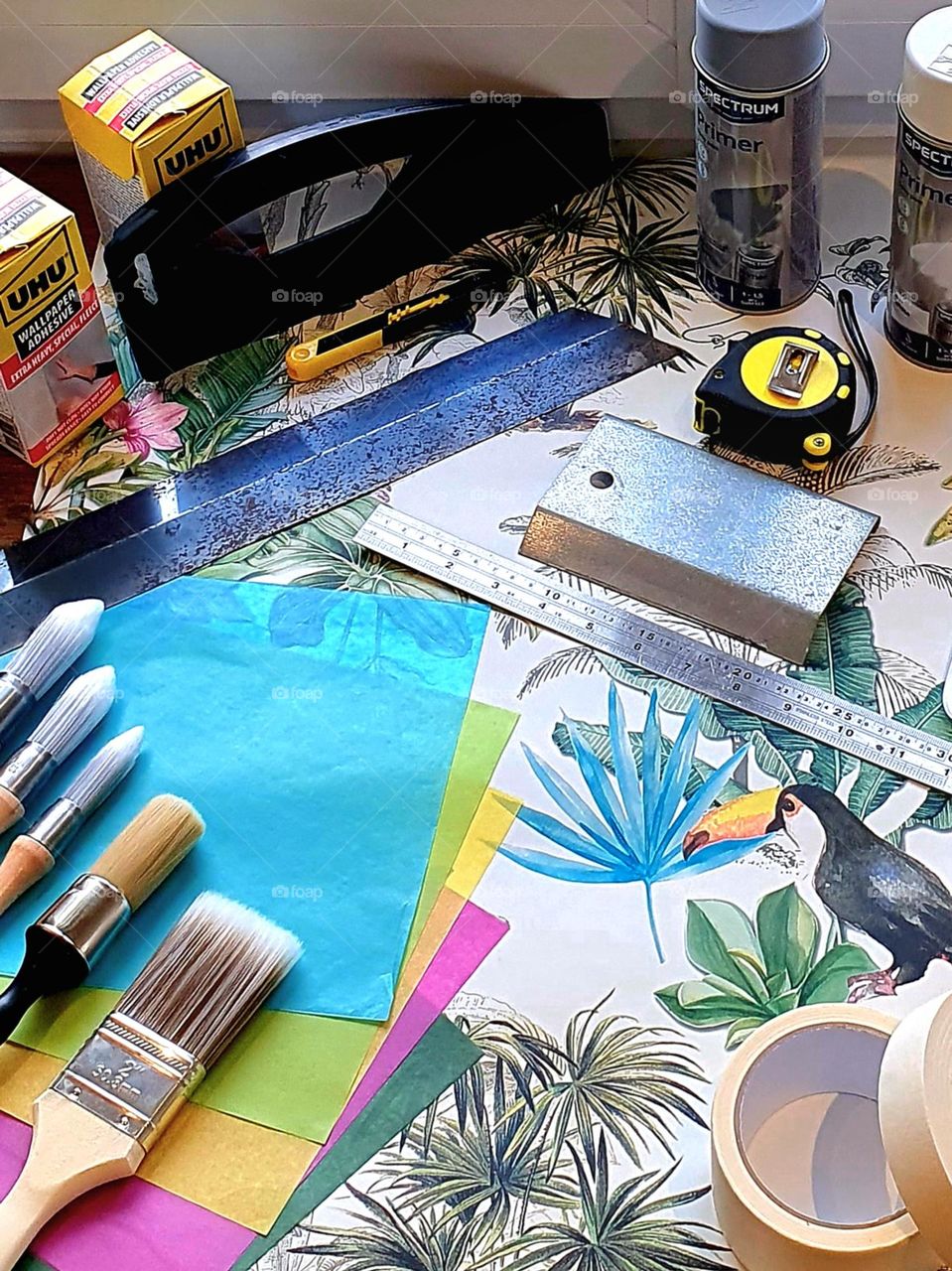 Flatlay of painting and wallpapering items