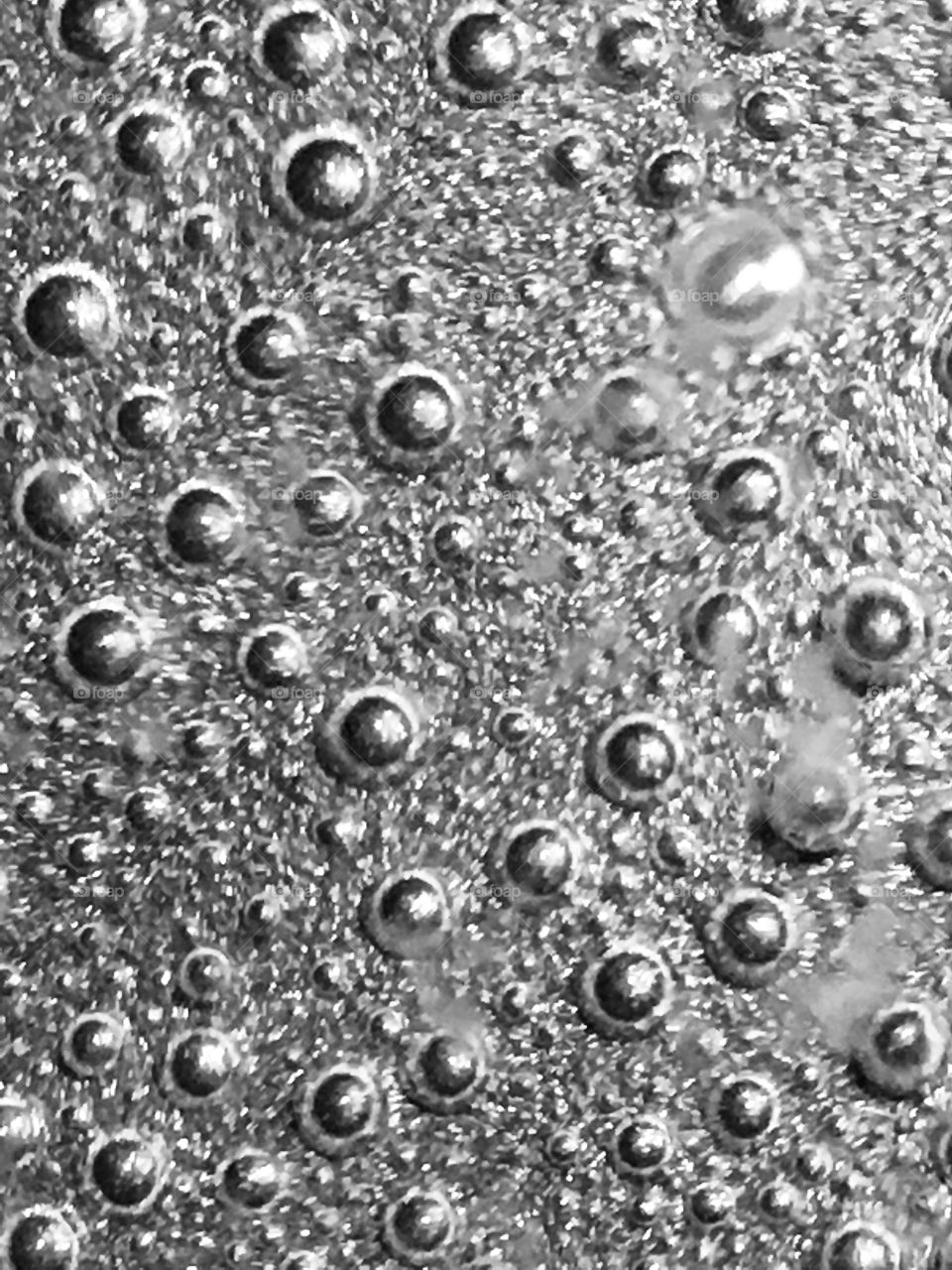 Bubbles forming in a non-stick pot