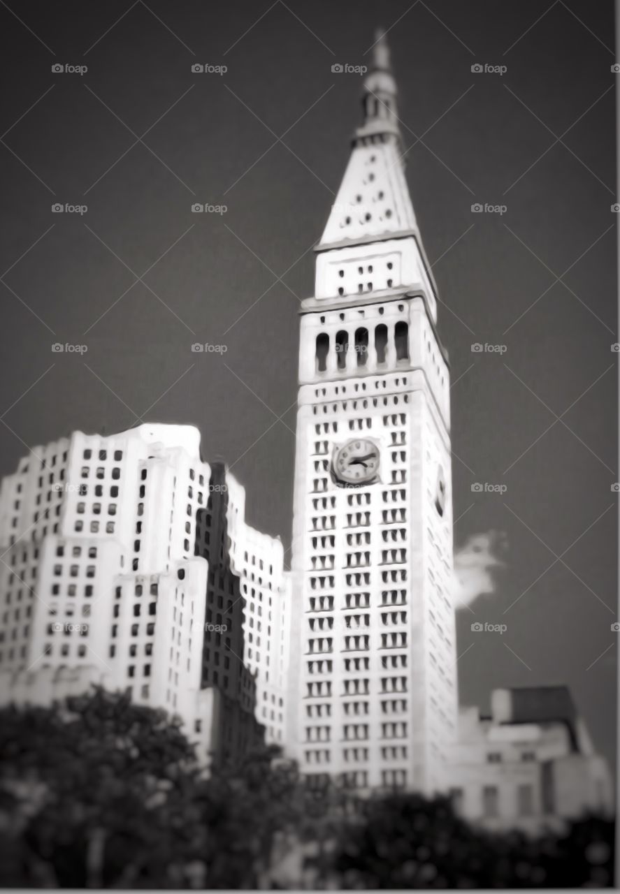 Black and White Photo, Metropolitan Life Tower.