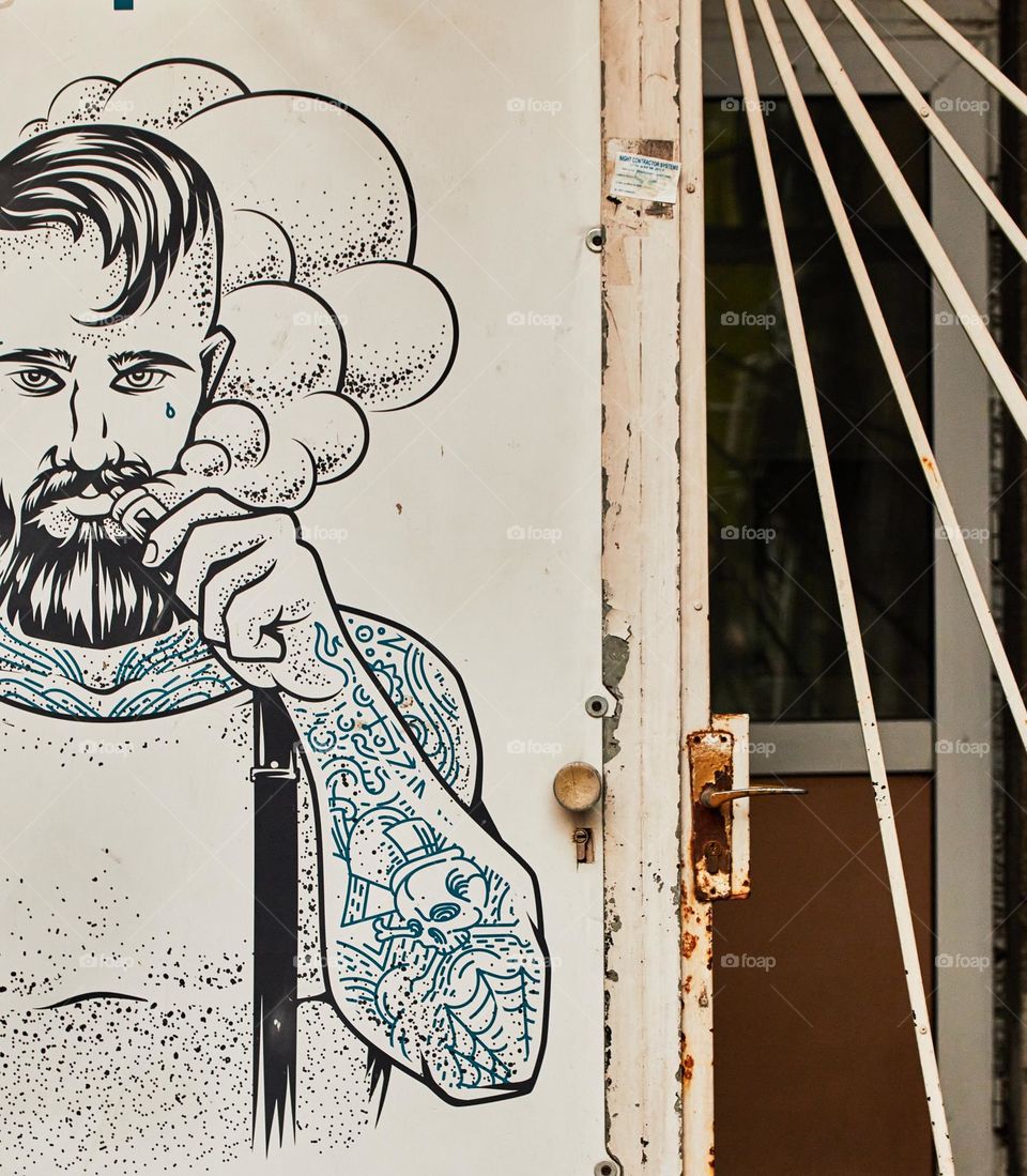 Street art, entrance to the mall