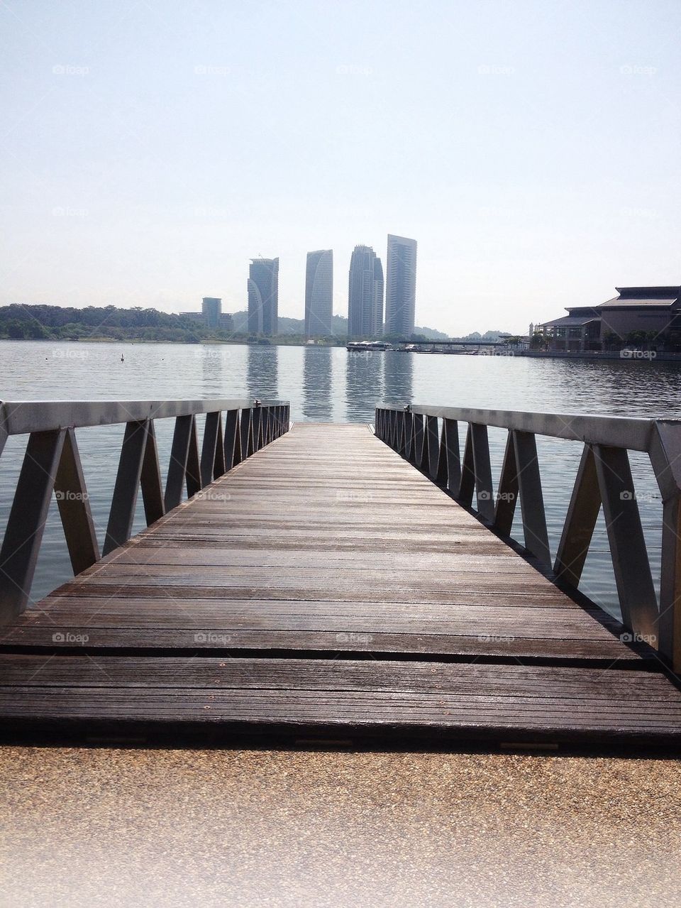putrajaya lake