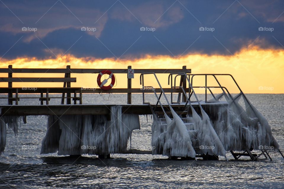 Winter on the jetty