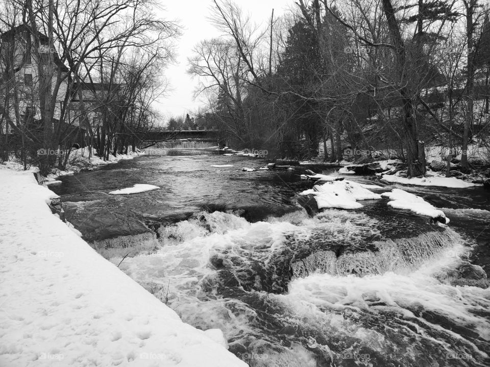 creek in cedarburg