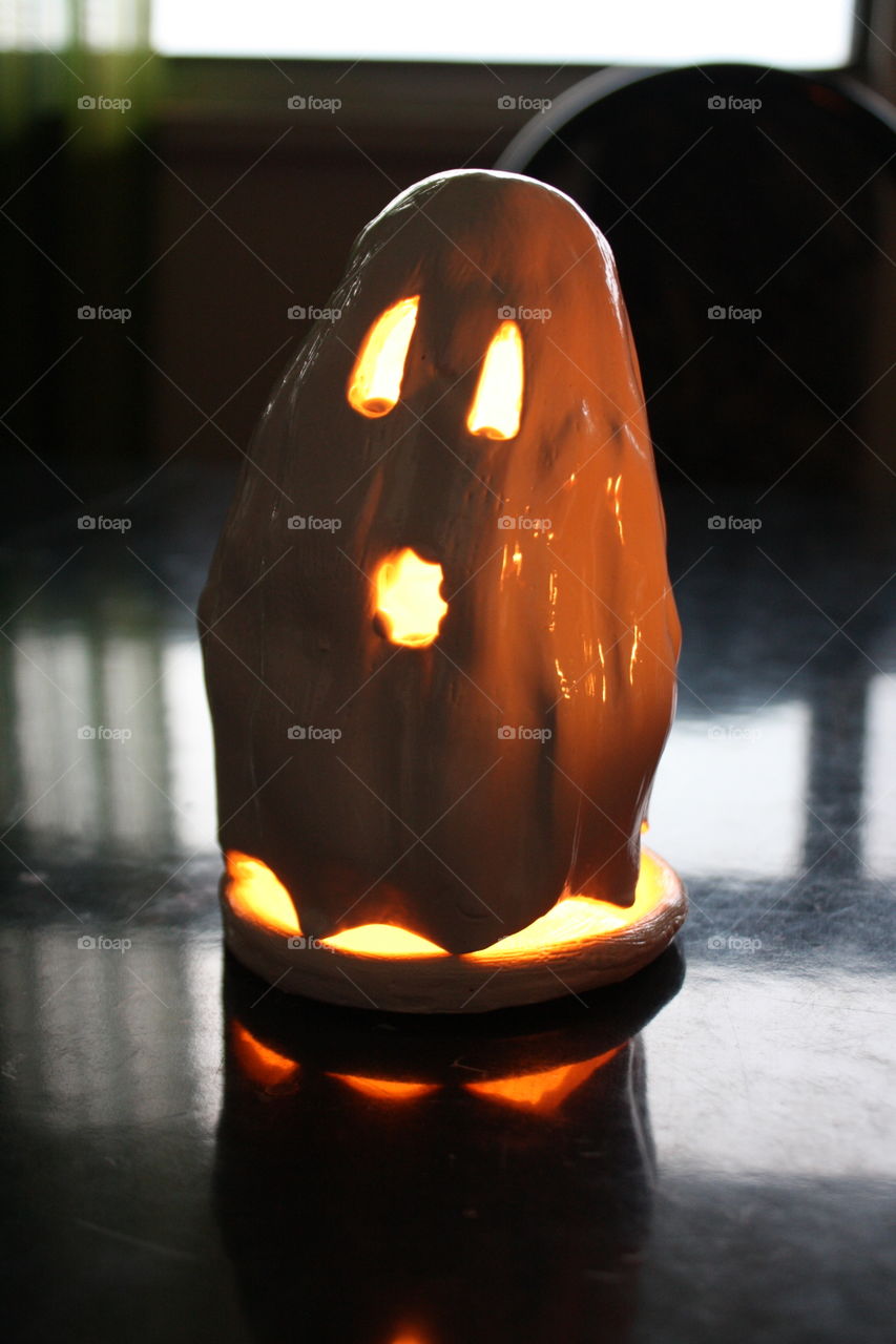 Ceramic candlelight in a shape of a ghost