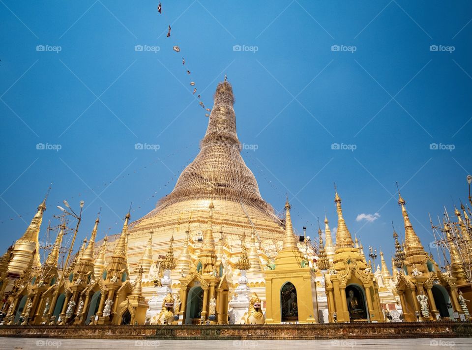 Yangon/Myanmar-Shwedagon pagoda is the most famous and beautiful of golden pagoda in Myanmar.The tourists from everywhere fall in love it at the first sight.