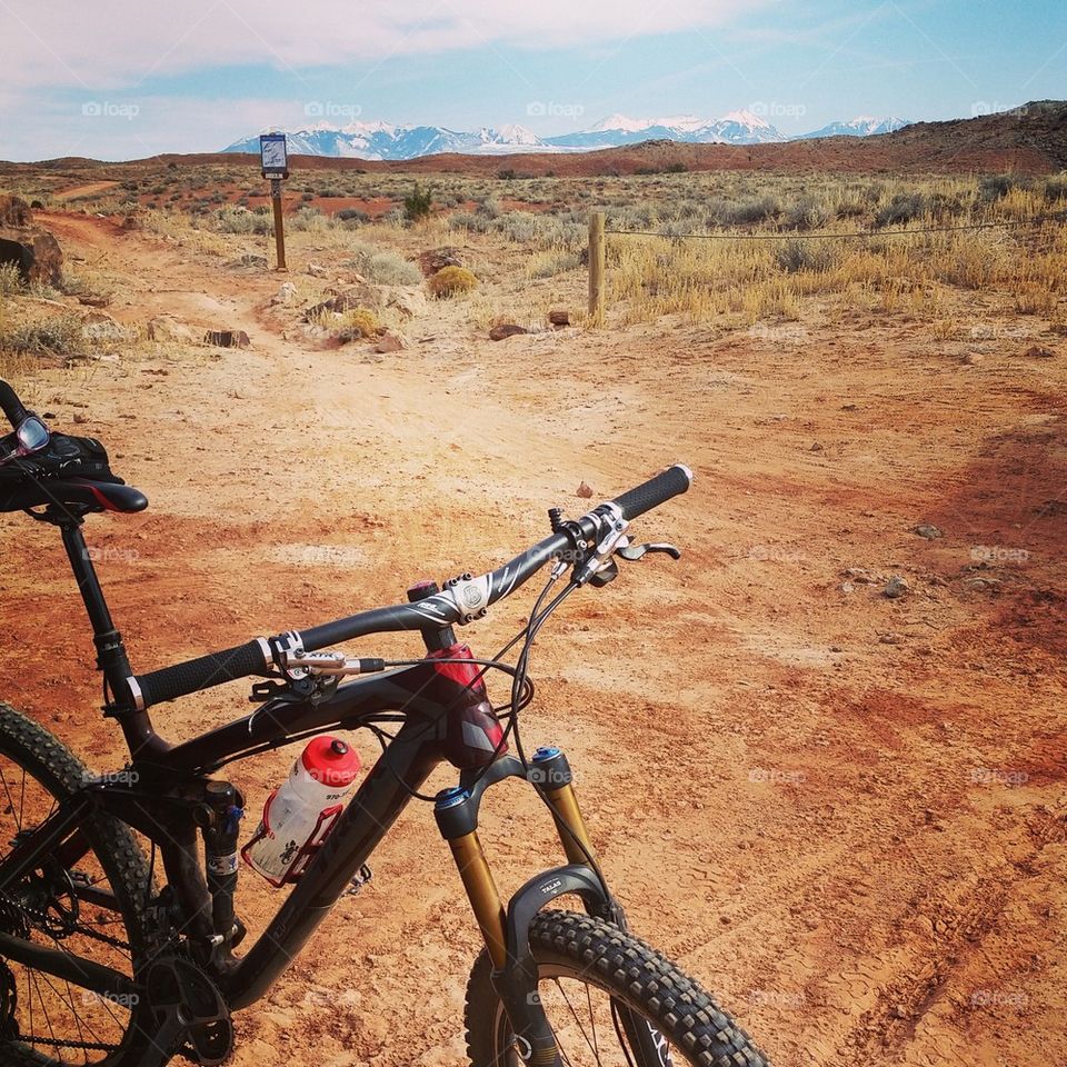 Mountain Biking in Moab 