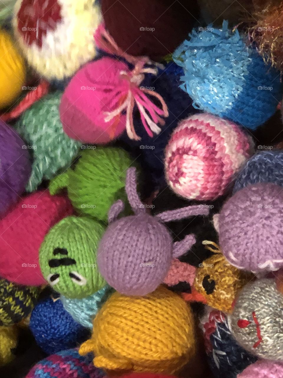 Knitting fun balls 
