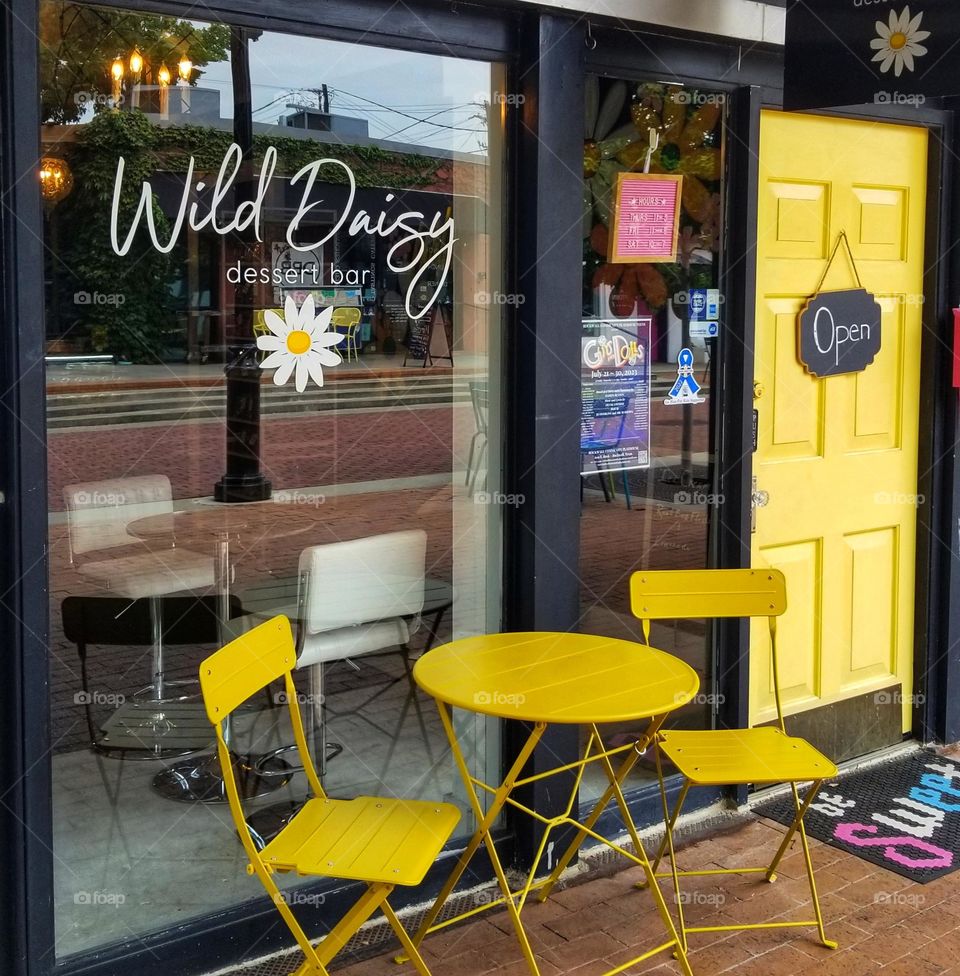 Cafe Wild Daisy