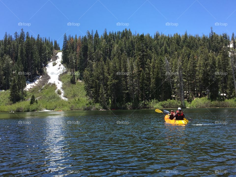 Kayaking in Twin Lakes, Mammoth