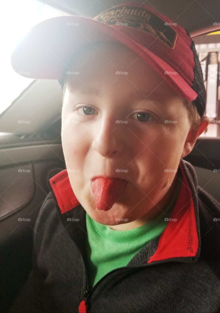 Outrageously red left behind for bright tongue silliness, only kids!
