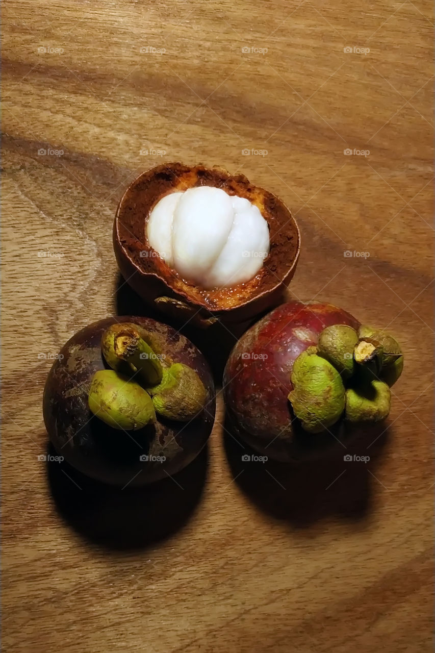 mangosteen fruit
