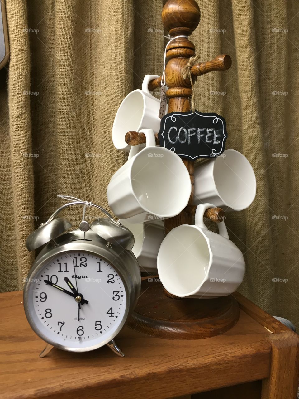 Coffee cups and clock

