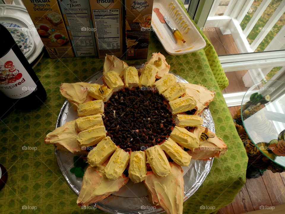 Chocolate sunflower cake. On Easter 