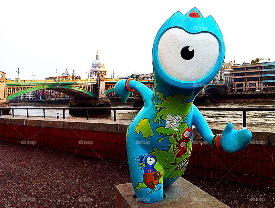 london river thames bridge by lateproject