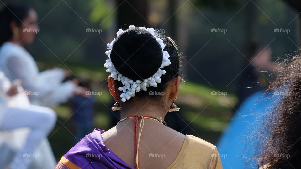 Hair style of a dancer in Indian festival