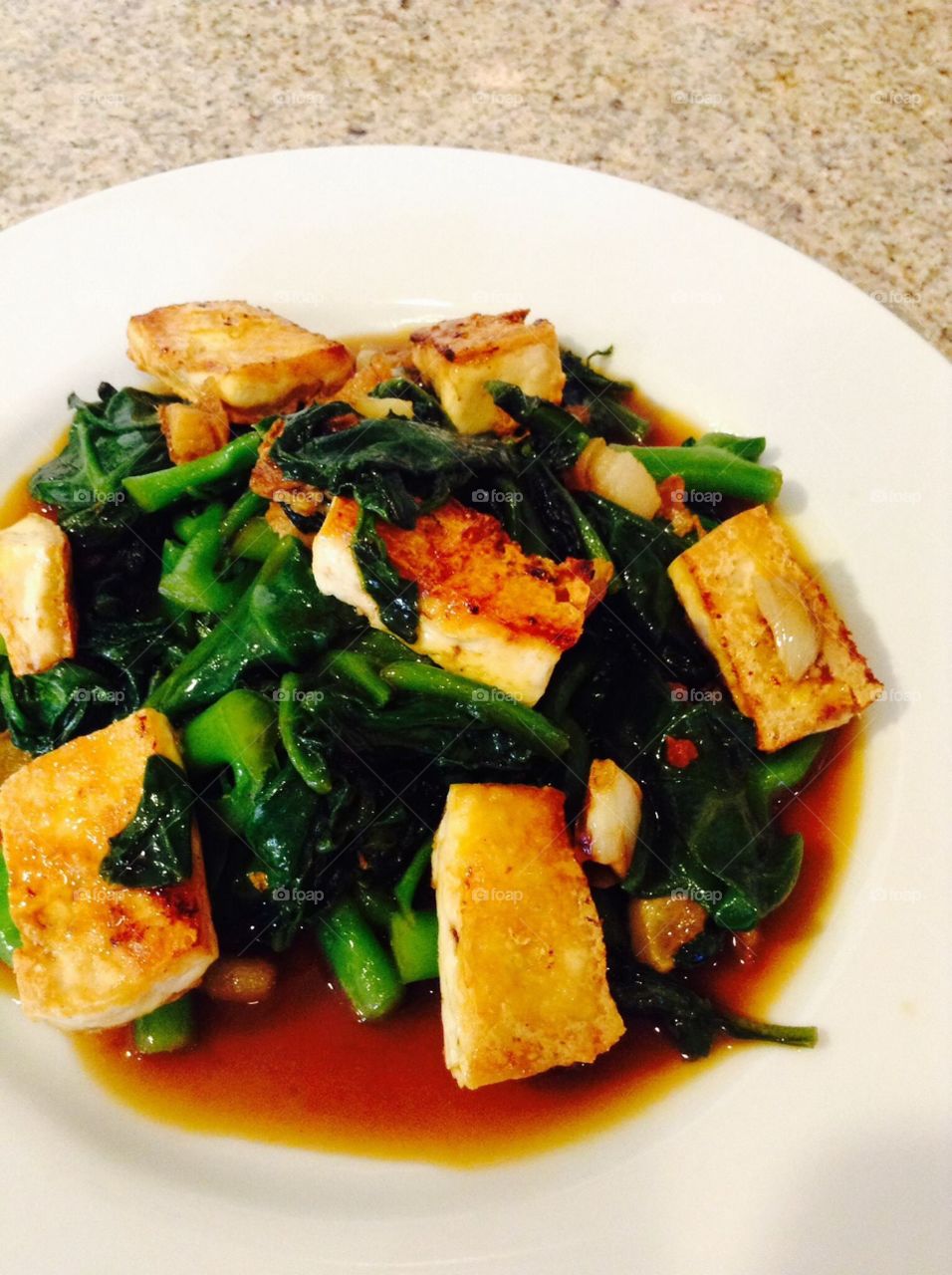 Tofu and Vietnam spinach 