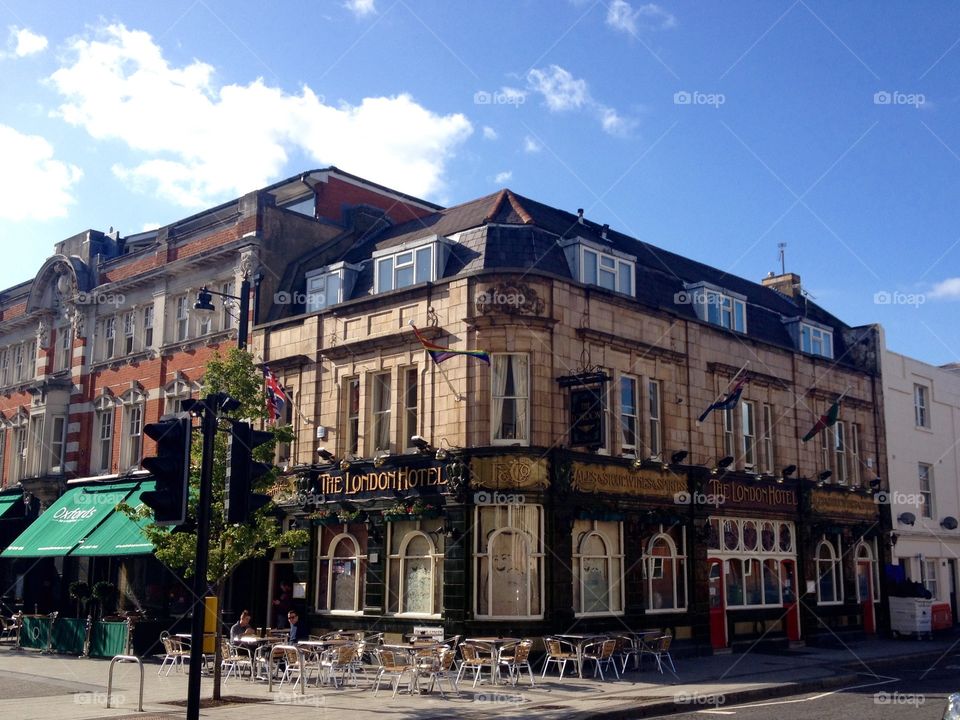 London pub
