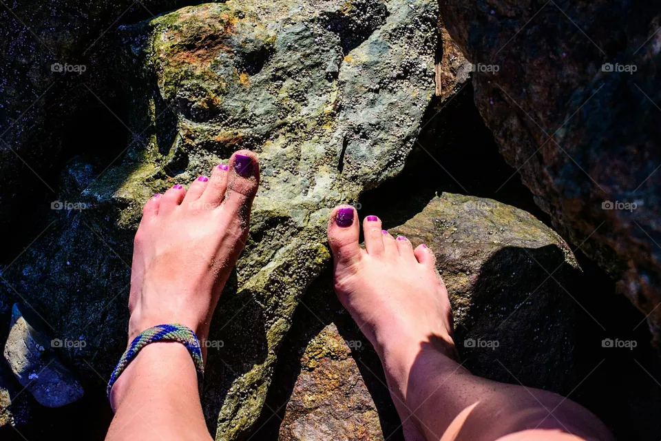 toes
