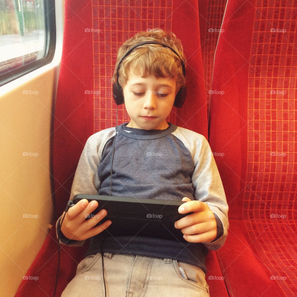 Child, Indoors, People, Sit, Cute