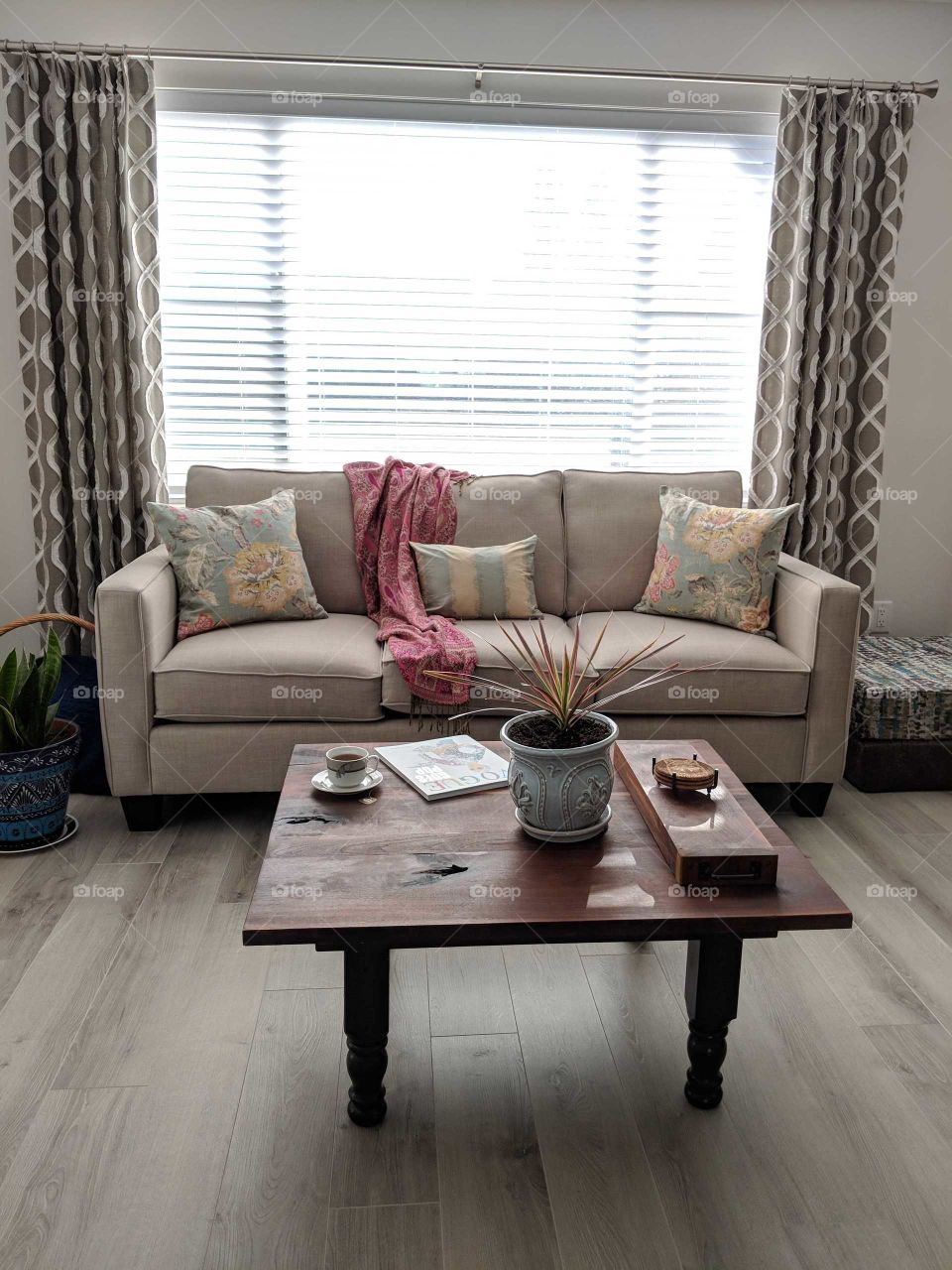 Cozy contemporary livingroom. Interior design. A little Wabi Sabi. Hygge home decor. Throw pillows