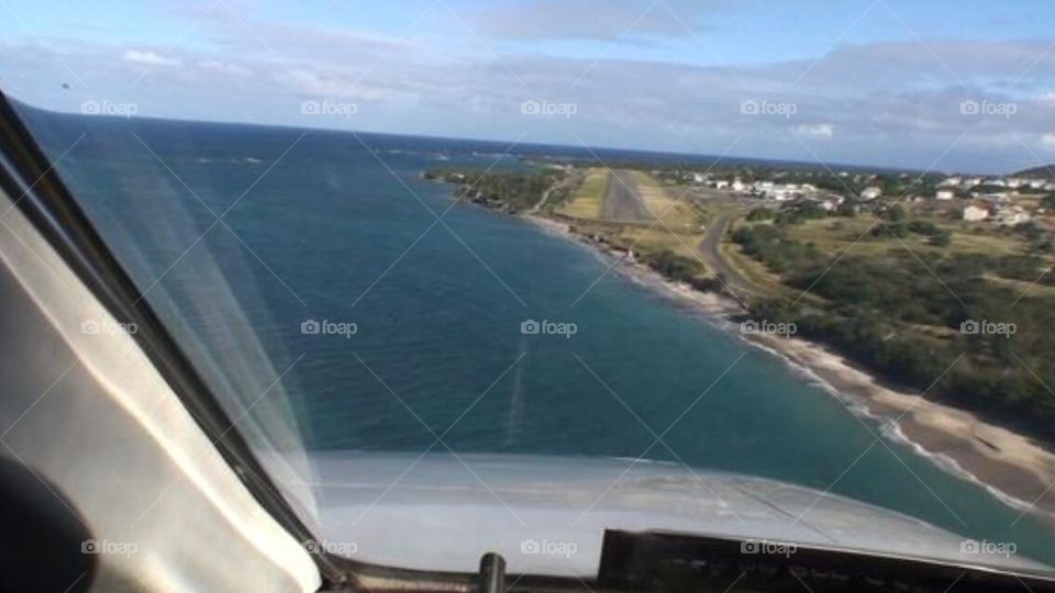 Final Approach to Elbow Cay