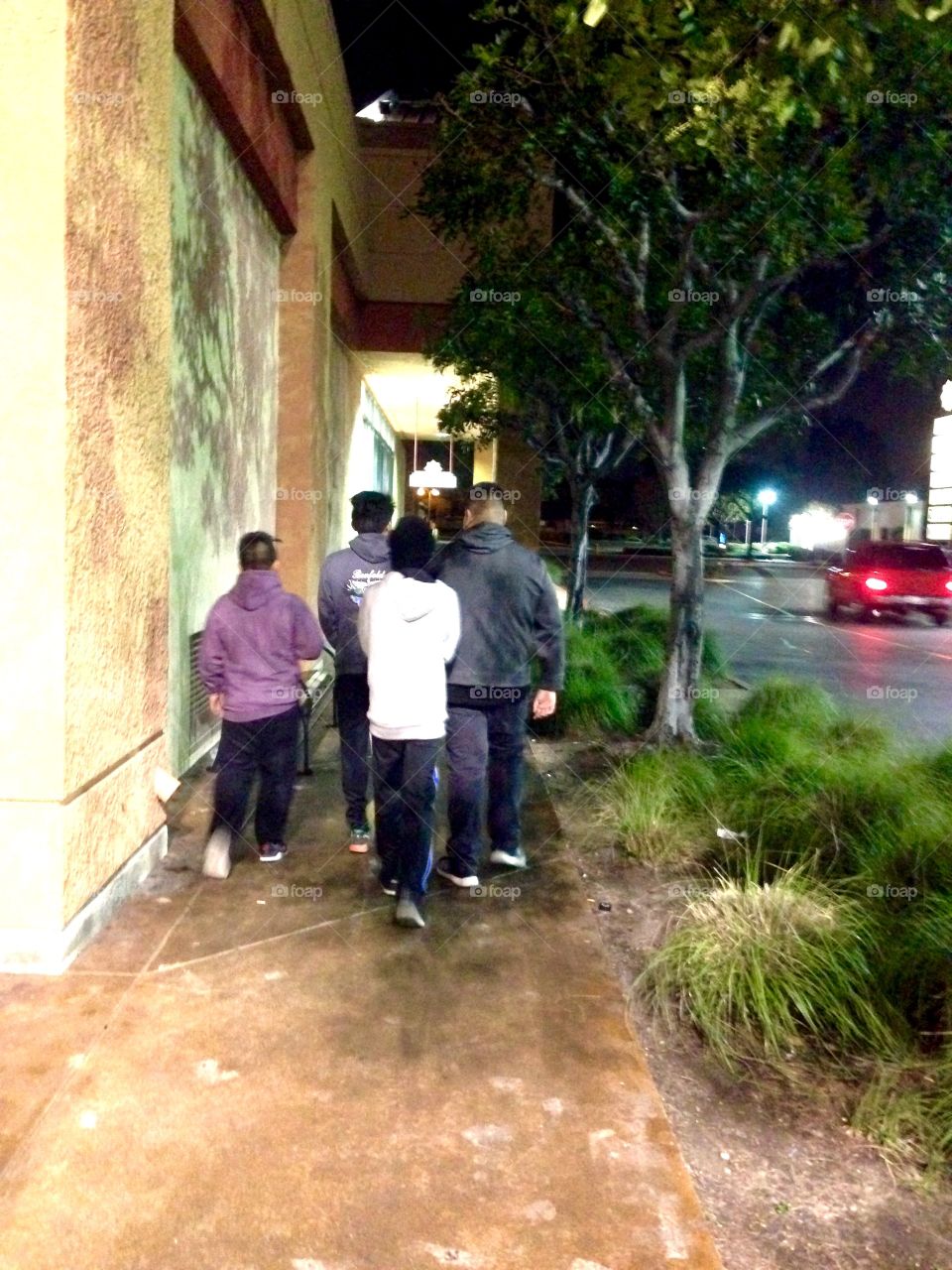 Night Strolling With Friends

Published by:
HappyBrownMonkey 