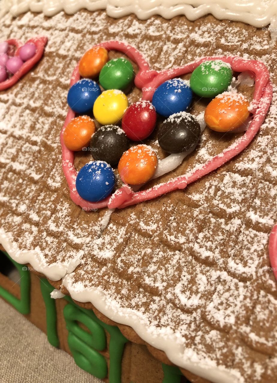 Gingerbread house roof with decoration