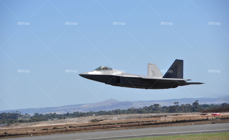 F22-A Raptor taking off at the Australian International Airshow 2013