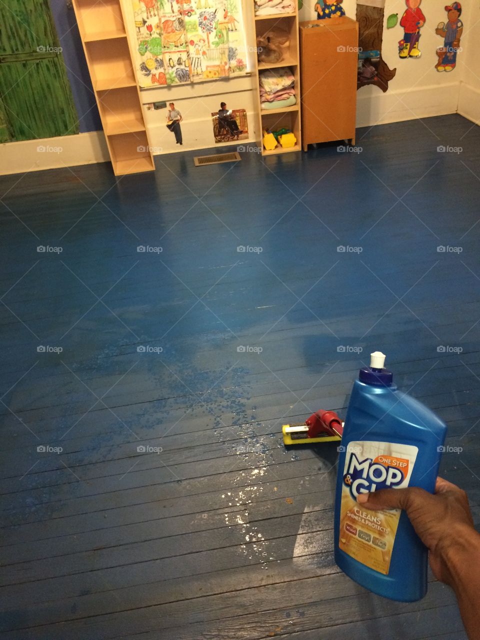 Nothing like that shine from 'Mop & Glo.'