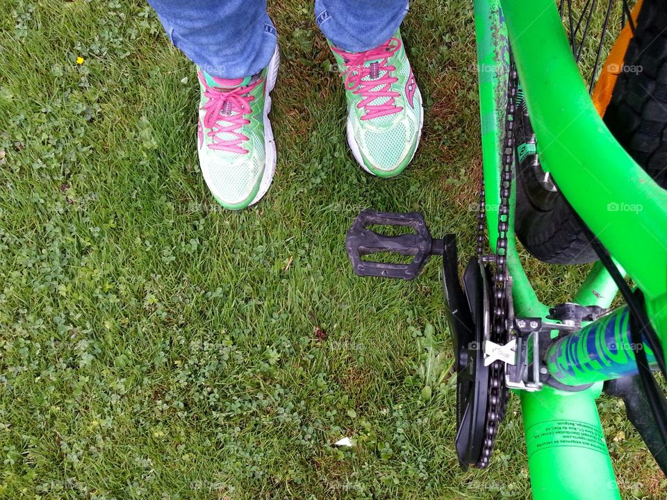 Photo taken with my jogging shoes and my sons bike. Both have a lovely green color.