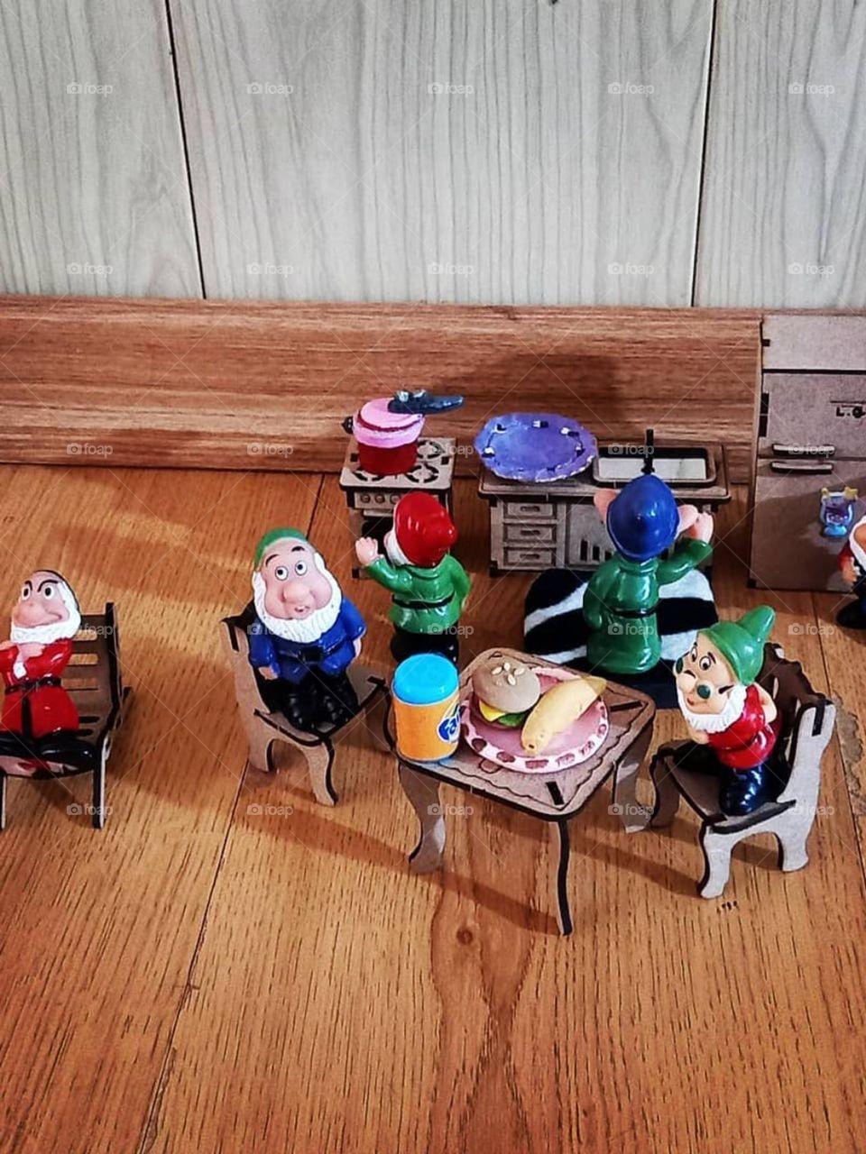 I still have my minimal seven dwarfs with their house stuffs, Disney princess always magic toys, for me and other generation