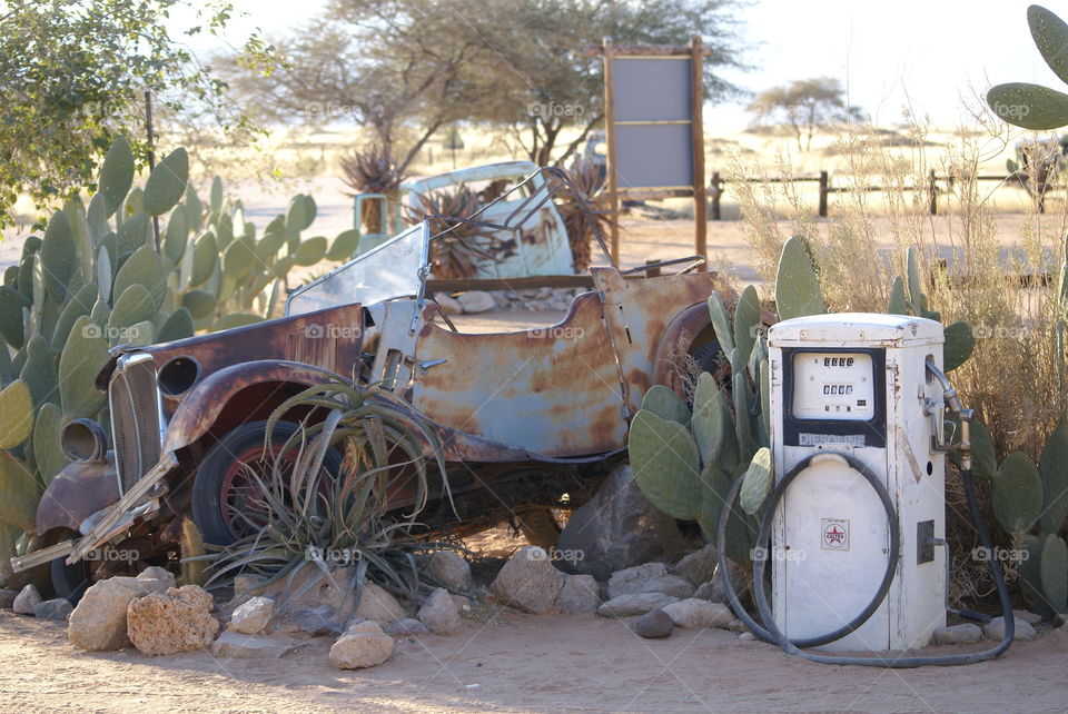 old car at Solitaire